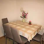 Private Apartment - Mittelfeld
